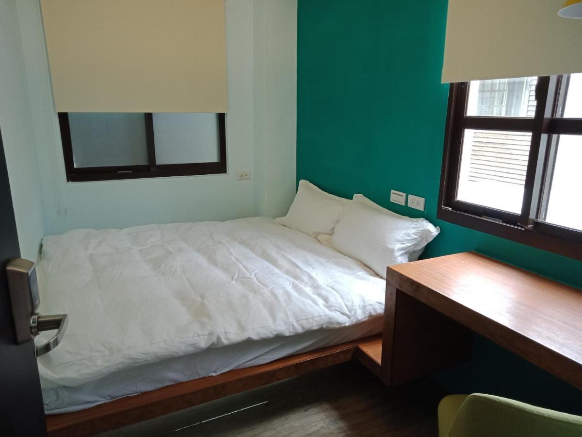 Phoenix Hostel Hualien Buitenkant foto